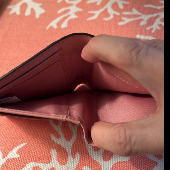 MCM Rabbit Snap Wallet - Picture 7 of 9